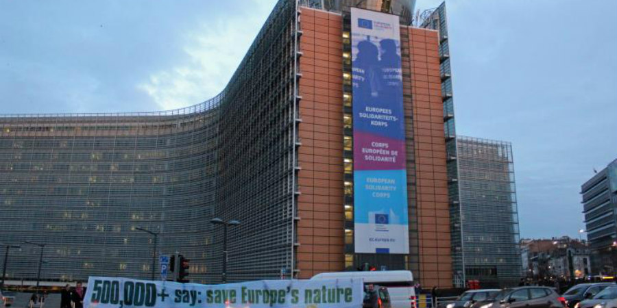 Κομισιόν: Ενωμένη και ισχυρή η ΕΕ στη δέσμευση να προστατεύει και μεριμνά για θύματα τρομοκρατικών ενεργειών